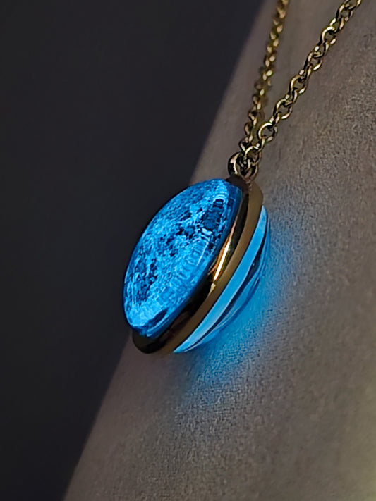 Collar de Luna - laminado en ORO 14k - Doble Cara - Brilla En la Oscuridad Lunna