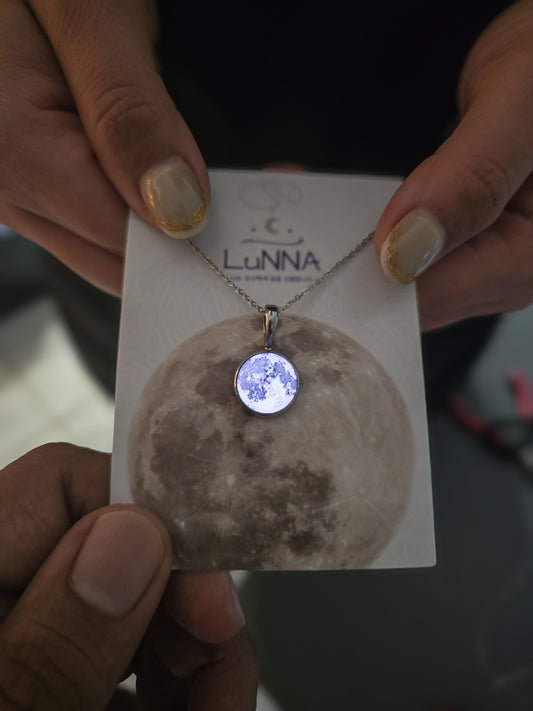 Collar de luna mini 14mm Brilla en la oscuridad 🌑🌓~
