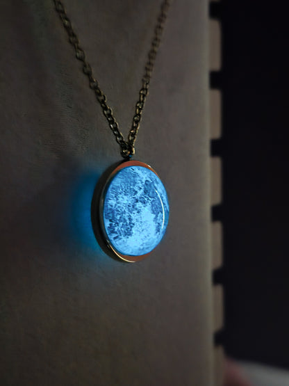 Collar de Luna - laminado en ORO 14k - Doble Cara - Brilla En la Oscuridad Lunna