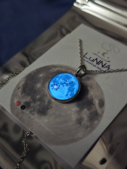 Collar de luna Brillo Azul ~