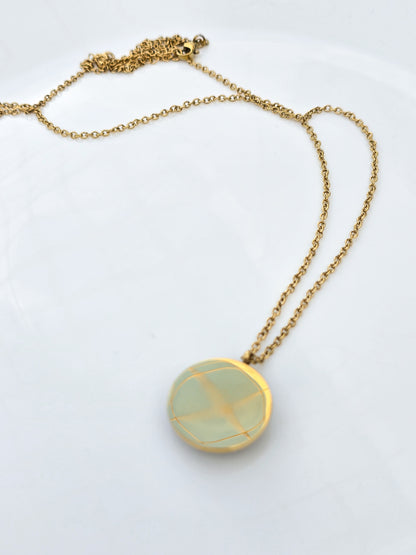 Collar de Luna - laminado en ORO 14k - Brilla En la Oscuridad Lunna