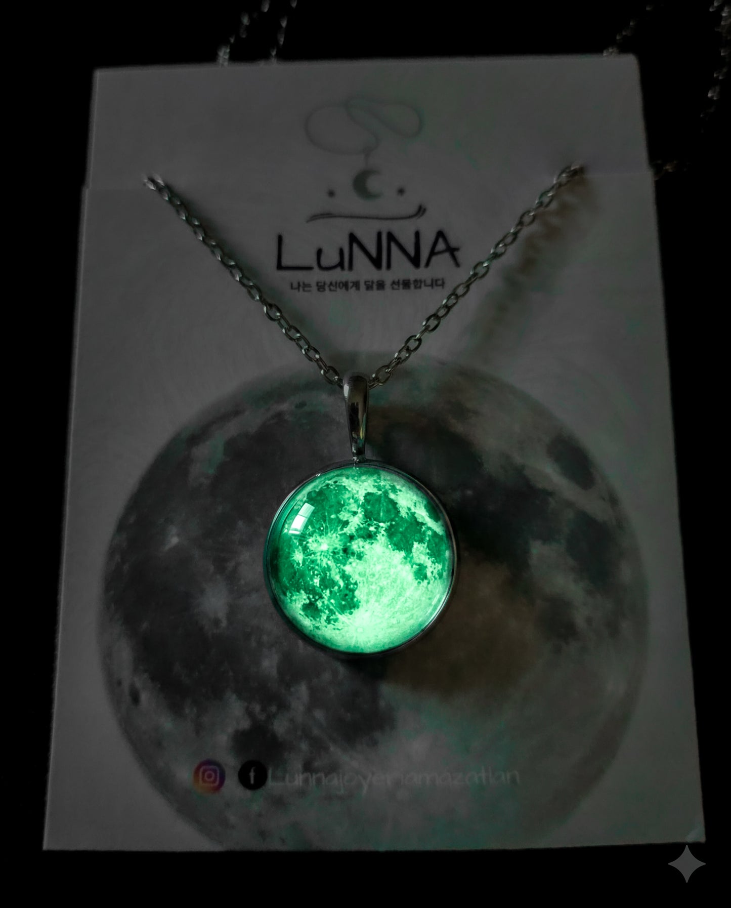 Collar de Luna 18mm - Brilla En Oscuridad - Acero inoxidable calidad 316L