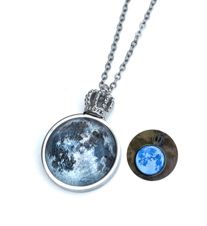 Collar Corona de luna 20mm ~ 👑🌕 Brilla en la oscuridad.