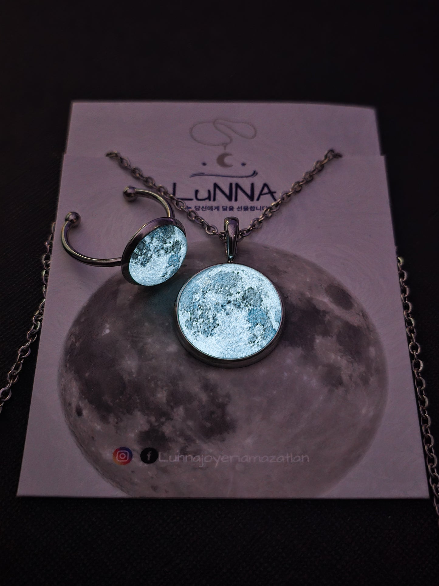 Conjunto Collar y Anillo de Luna - Brilla en la oscuridad