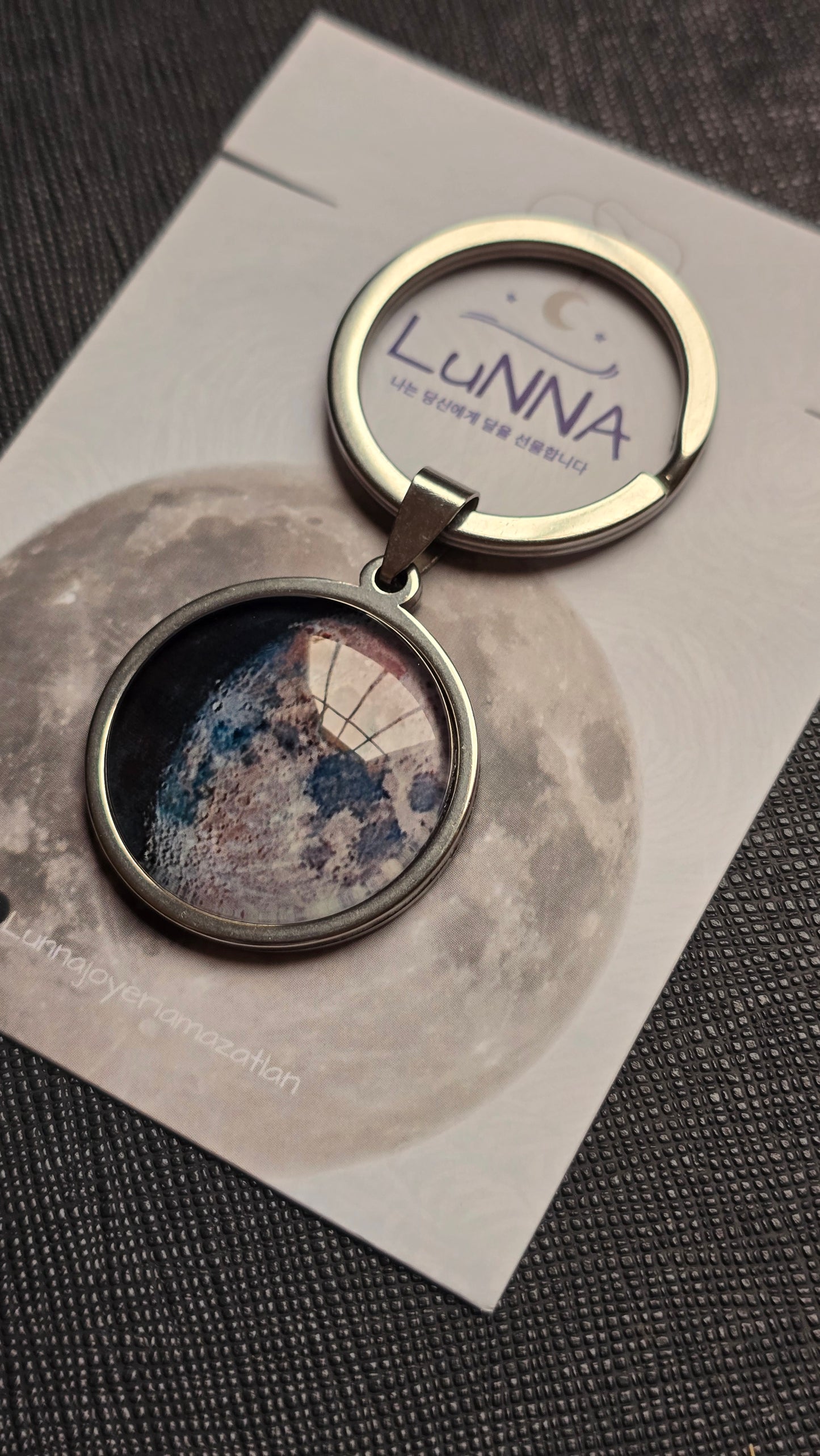 Llavero de luna ~ Brilla en la oscuridad 🌑🌕