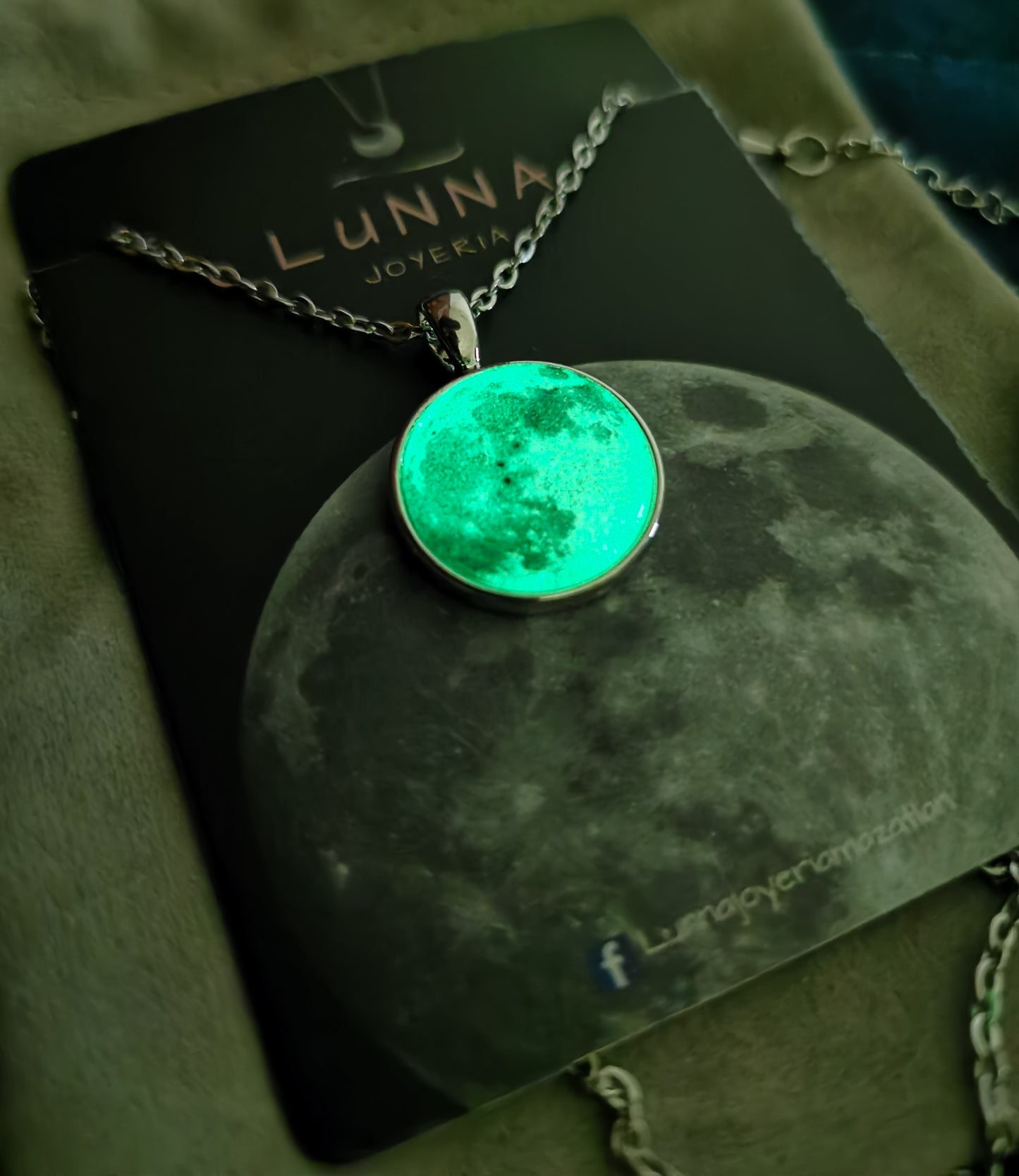 Collar de luna ~ Brillo Verde