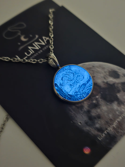 Collar La Noche Estrellada de Van Gogh + Brilla Oscuridad!
